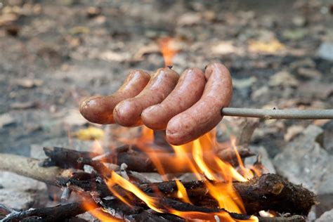 The spell of the campfire sausages